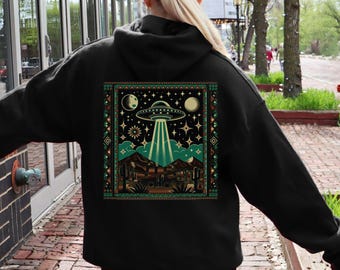 Women&#39;s Alien Hooded Sweatshirt, UFO Hoodie, Retro Graphic Hoodie, Western Sweatshirt, Oversized Hoodie, Gift for Teenage Girls, Fall Hoodie