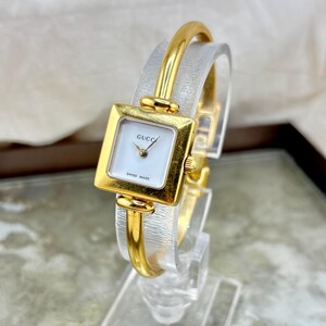 Montre-bracelet Gucci de 1900 L 100 % authentique, ton doré vintage pour femme, fabrication suisse