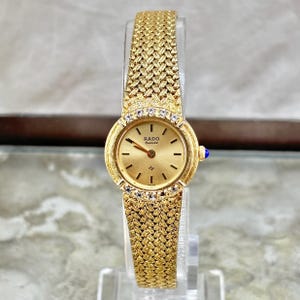 100% Authentic Rado Gold Tone Women’s Vintage Watch