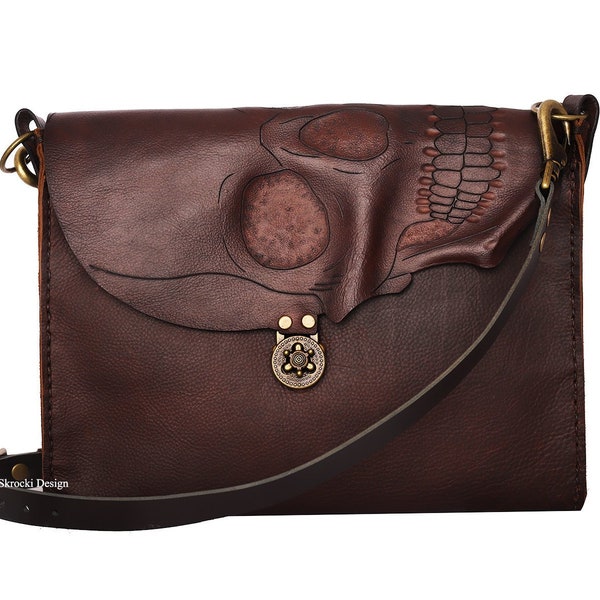 Skull messenger bag, computer bag in brown or black leather, gothic messenger bag, leather laptop bag, leather briefcase, men or women