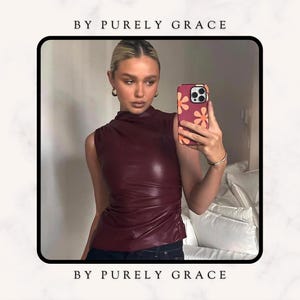 Stacked Neck Leather Top, Sleeveless Waist Slant Blouse, Top High Neck Skinny Top, Trendy Casual Streatwear, Solid Colour Slim Back Zip Top