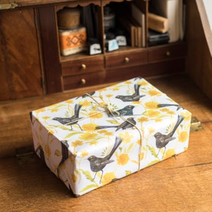 Blackbirds and Buttercups Luxury Gift Wrap Pack 100% Recycled Wrapping Paper image 3