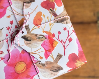 Wrens and Poppies Luxury Gift Wrap Pack - 100% Recycled Wrapping Paper