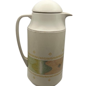 Vintage CorningWare Corning Thermique 1 Qt Carafe Pitcher Beige Taiwan Used