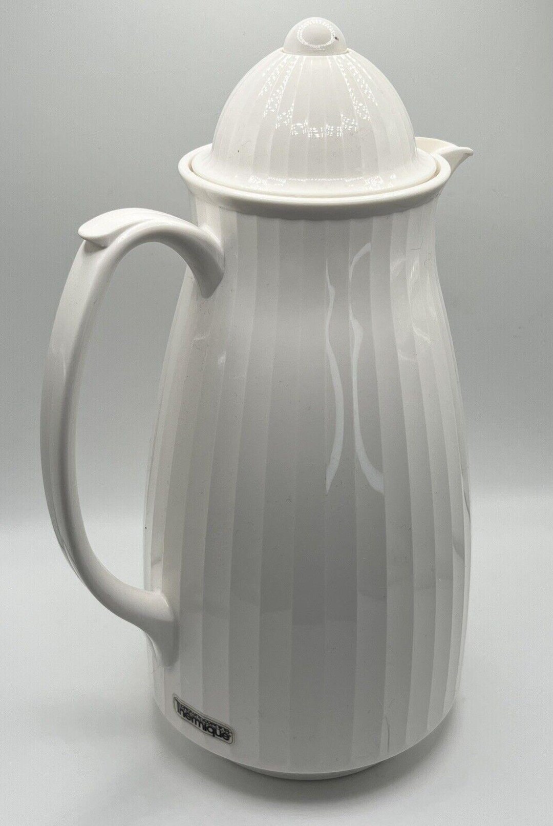 Carafe Isotherme En Acier Inoxydable 600 Ml - Thermos Café Thé - Double Paroi Vide - Bec Anti-goutte - Blanc Carafe Café Jus Lait Carafe Isotherme En Acier Inoxydable 600 Ml - Thermos Café Thé - Double Paroi Vide - Bec Anti-goutte - Blanc Carafe Café Jus Lait