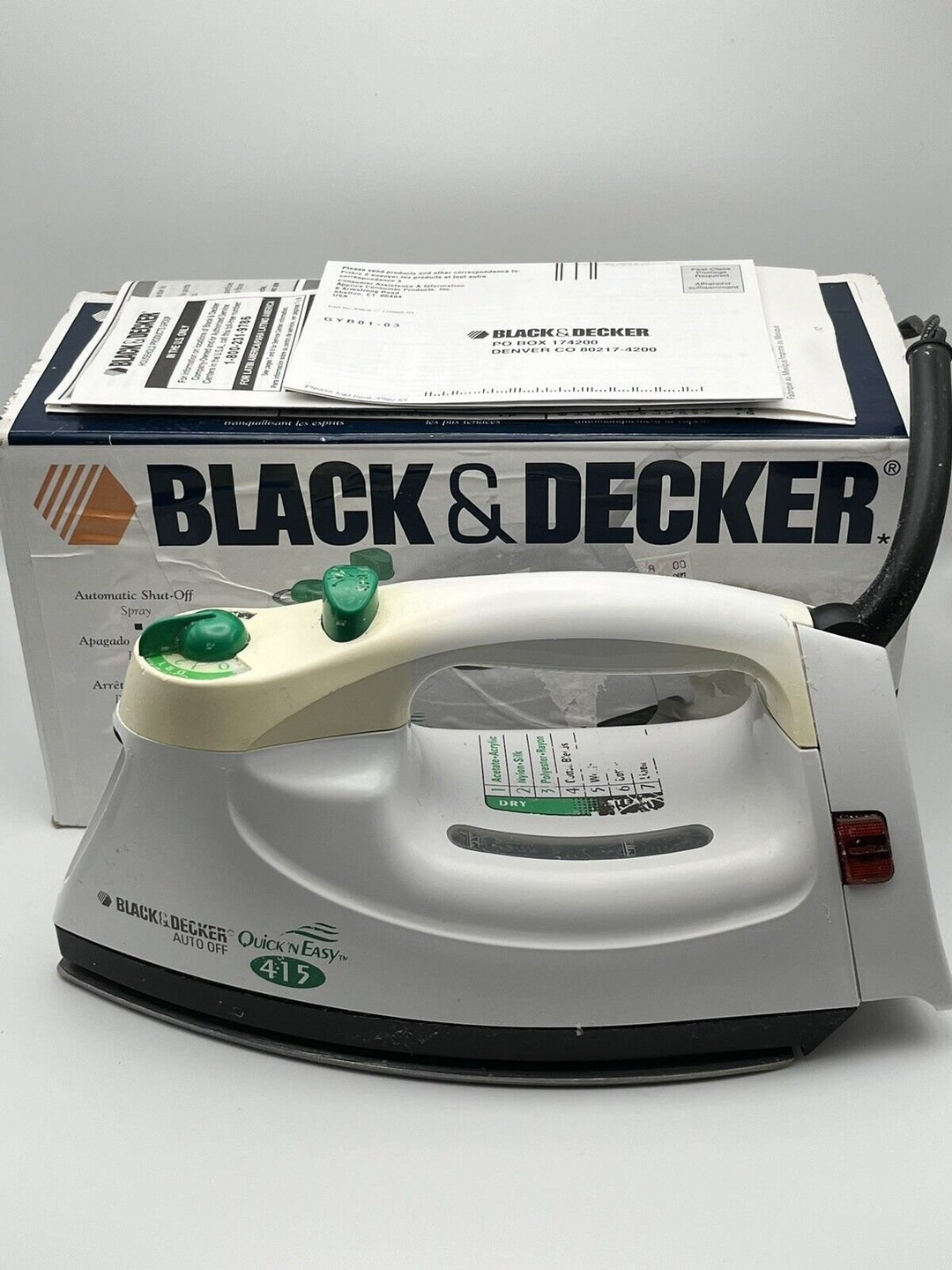 Vintage 1998 Black Decker Quick N Easy X415 Steam Iron Automatic Shut