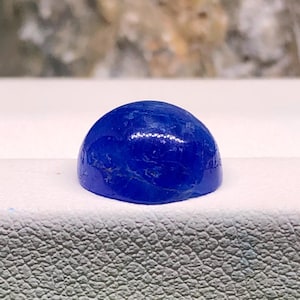 3,60 kt natuurlijke Hauyne-cabochon: Afghaanse oorsprong, kleurverandering