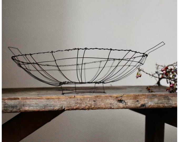 Minimalist wire basket, handmade in France