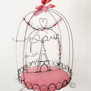 【新品】ストリングアート キット パリ エッフェル塔 Amazon | エアロベース E001 1/1000 エッフェル塔 高さ30cm パリ