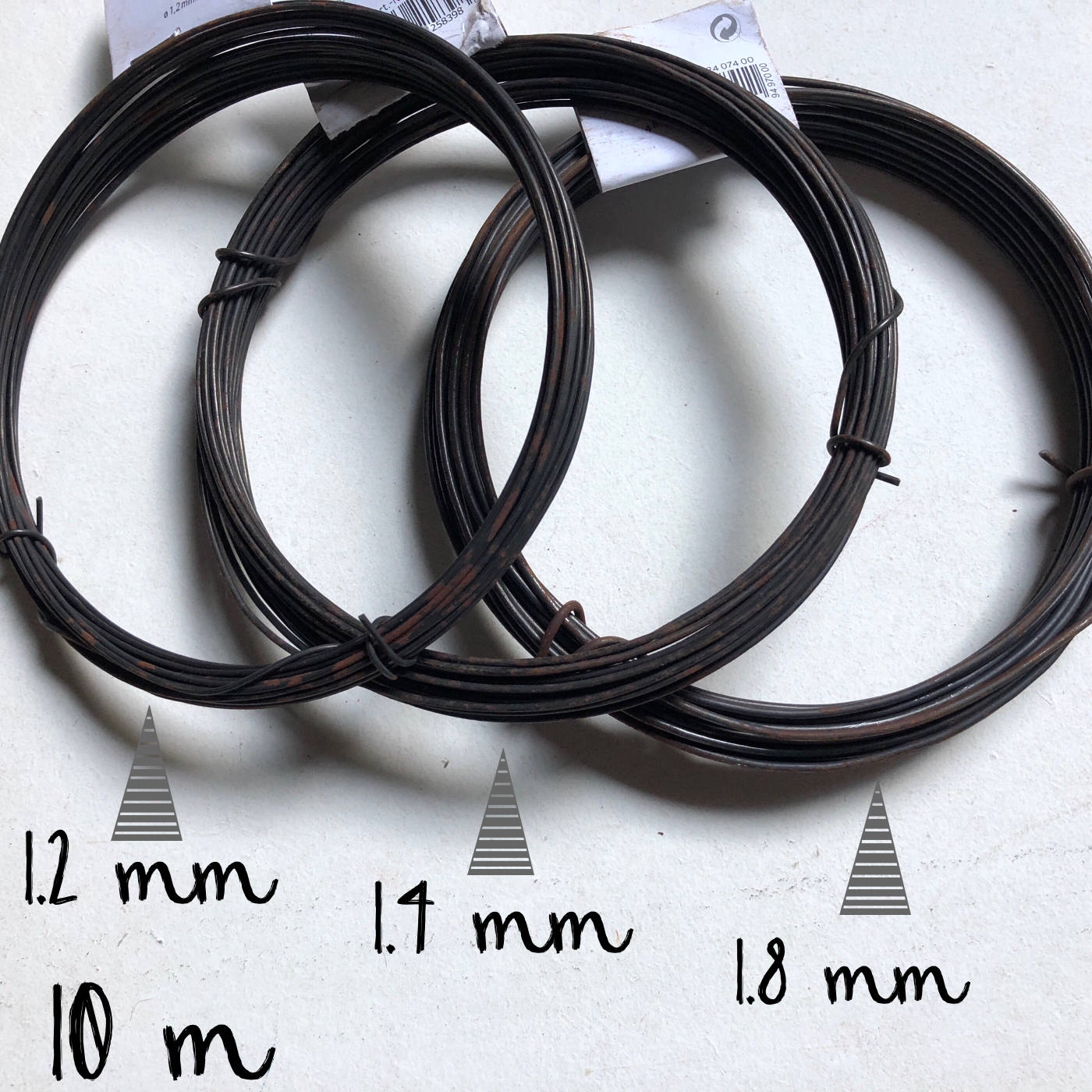 Annealed Wire, Black Wire, Steel Wire 1.2 Mm / 1.4 Mm / 1.8 Mm ga 16 / 15/  13 Roll of 10 Meters 32.8 Ft, BEST QUALITY 