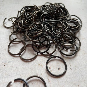 Öppningsringar av glödgad tråd. Förpackning med 50/100 ringar. Handgjorda i Frankrike.