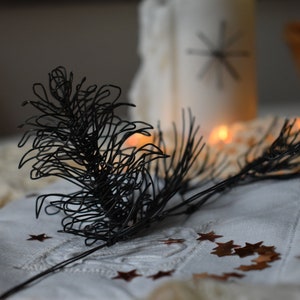 Branch and pine cone in black annealed raw wire. handmade in France