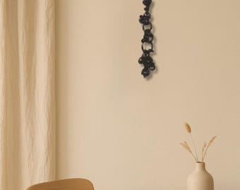 Sculptural chain in black wire - Series: Domestic Structure - Minimalist wall sculpture in springs, contemporary work