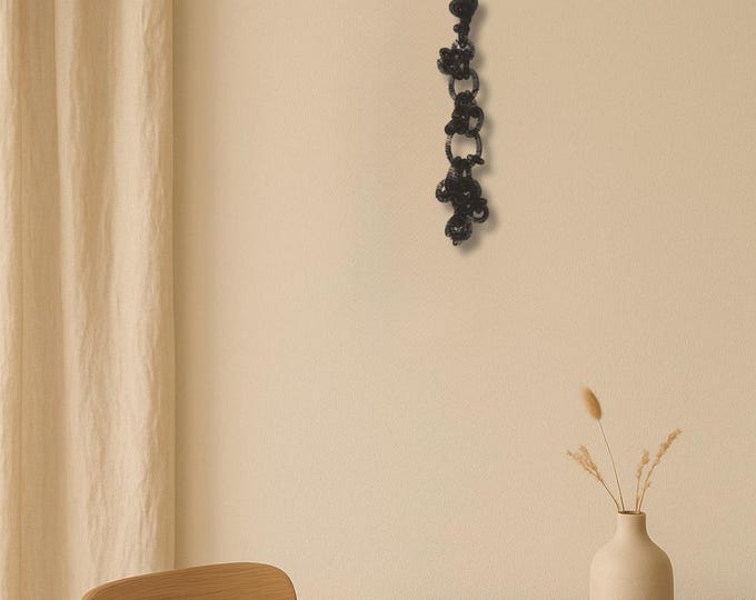 Sculptural chain in black wire - Series: Domestic Structure - Minimalist wall sculpture in springs, contemporary work