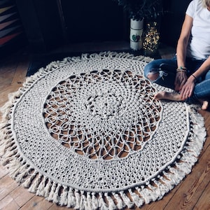 Macrame rug, handmade in France