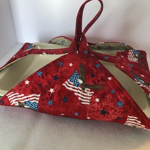 Casserole Carrier, Quilted with Thermal Batting, Patriotic, Tail Gate Carrier, Picnic Tote