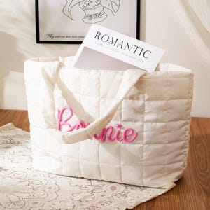 Embroidered Quilted Nylon Tote Bag, Custom Bridesmaid Gift, Monogrammed Shoulder Bag for Women's, Gift for Her, Beach Bag, Bachelorette Gift