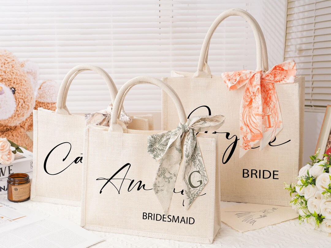 Personalized Burlap Bridesmaid Gift Bag With Scarf - Etsy