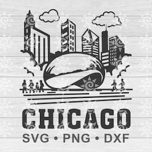 Puede incluir: Silueta en blanco y negro del horizonte de Chicago con la escultura Cloud Gate en el centro. Personas caminando frente a la escultura. El texto "CHICAGO" está debajo de la imagen, y "SVG. PNG. DXF" está debajo del texto.