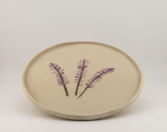 Plato de gres con lavanda hecho a mano / Plato floral para baratijas