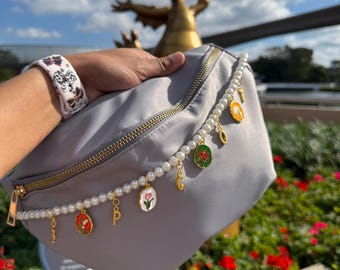 Cadena para bolso del Festival de las Flores