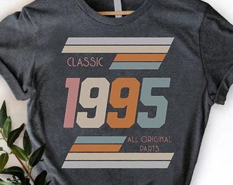 Classic 1995 Birthday T-Shirt | 31st Birthday Gift Shirt | Vintage 1995 Retro Graphic Tee | Born in 1995 Birthday Shirt