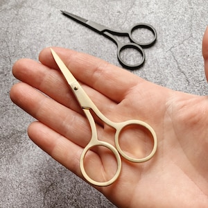 Small Stainless Knitting scissors - Steel Craft Scissors // Small Yarn Notions or Sewing Scissors