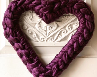 Soft Yarn Heart Wreath // Knit Wreath on wire frame with ribbon for hanging // Valentine’s Day wreath // nursery decor