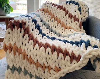 Chunky Diagonal Chenille Blanket in Seascape