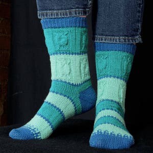 Biscayne Bay Socks Knitting Pattern PDF image 1