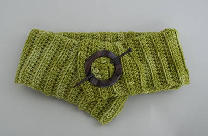 Pin Me Up Scarf Knitting and Crochet Pattern PDF image 3