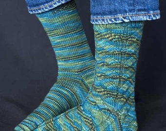 Fishtail Hollow Socks Knitting Pattern - PDF