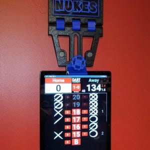 Soporte/colgador compacto de viaje para tablet (plegable) para aplicaciones de puntuación de dardos y GranBoard