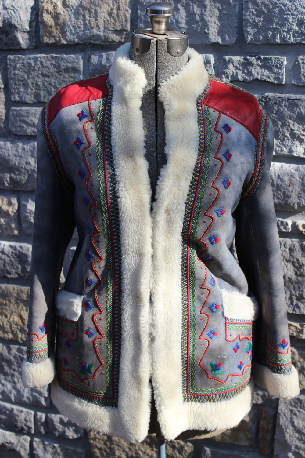 EMBROIDERED SHEARLING JACKET - Rope