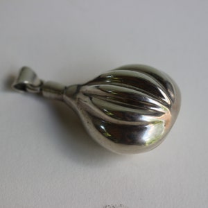 Sterling Silber Anhänger 925 Vintage Parfum Duft Charm Accessoire Retro Mode SALE was 99