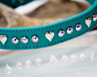 Dog Collar with hearts and crystals, 1 inch wide rhinestone collar, heart concho collar, swarovski crystals, bling dog collar, puppy collar