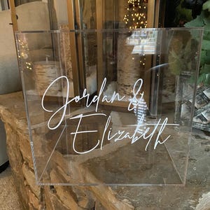 Personalisierte Acryl Kartenbox, Hochzeitskartenbox, Hochzeit, Geschenktisch, Verschlussbox.