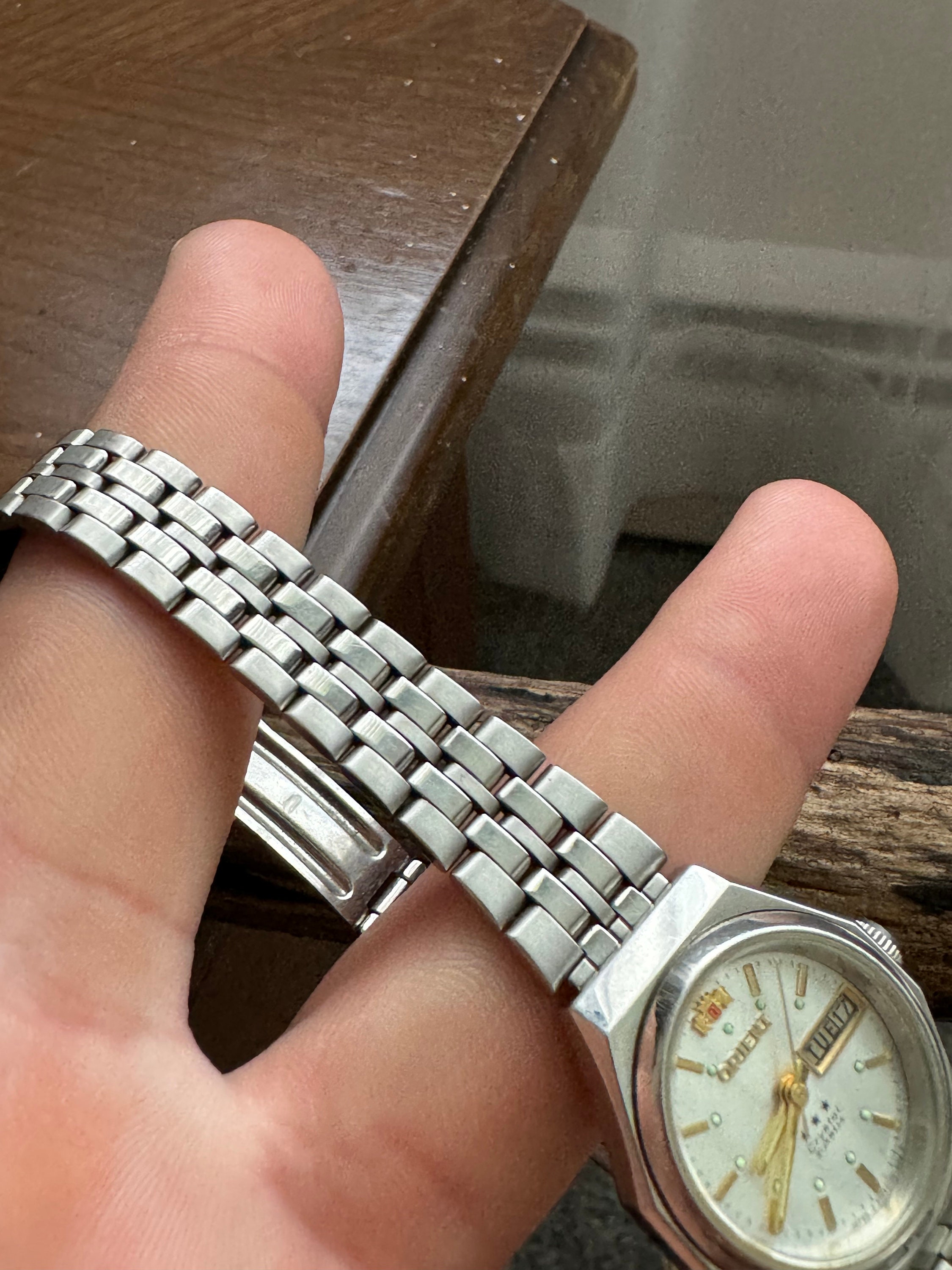 Vintage Orient Women's Stainless Steel Automatic Watch 24m Vintage Orient Women's Stainless Steel Automatic Watch 24m