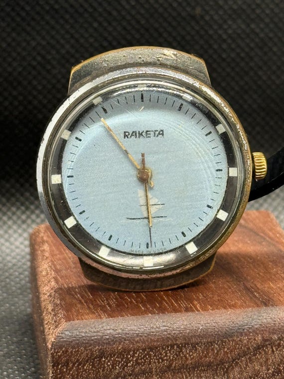 Classic watch parts. raketa - Gem