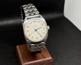 Vintage Watch Raketa 22 jewels made in the USSR
