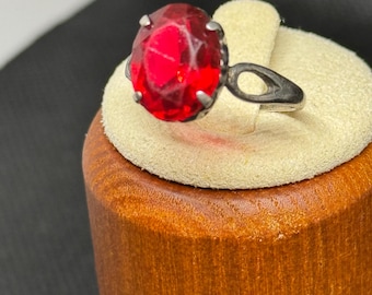 Vintage USSR Silver Ring 875, Size 7.5