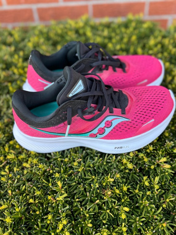 Saucony Damen Ride 16 Sneaker – Super Bequemer Laufschuh Mit PWRRUN-Dämpfung