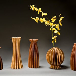 Lilac wood vase image 2