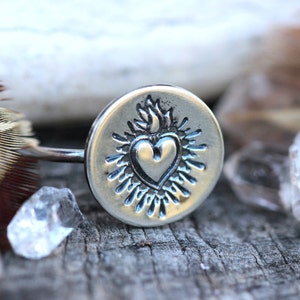 Sacred Heart Ring Milagro Ring Sacred Burning Heart Ring Sacred Heart Jewelry Sagrado Corazon Sacre Coeur Ring Catholic Ring Heart of Jesus