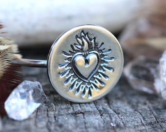 Sacred Heart Ring Milagro Ring Sacred Burning Heart Ring Sacred Heart Jewelry Sagrado Corazon Sacre Coeur Ring Catholic Ring Heart of Jesus