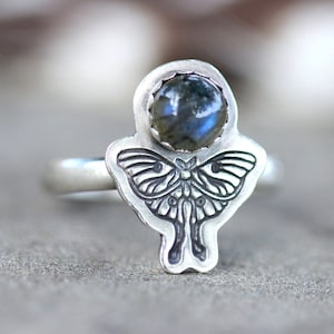 Sterling Silver Luna Moth Ring Labradorite Ring Luna Moth Jewelry Insect Ring Entomology Ring Butterfly Ring Nature Ring Cottagecore Ring