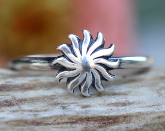 Sonnenring, Silber Sonnenring, himmlischer Schmuck, Sterlingsilber Sonnenring, Silber Stapelringe