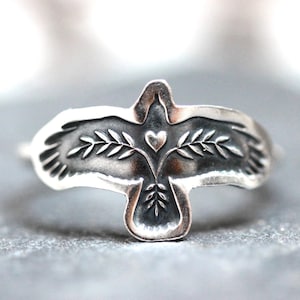 Raven Ring Crow Ring Hawk Ring Sterling Silver Heart and Fern Eagle Ring Bird Ring Folk Raven Ring Crow Jewelry