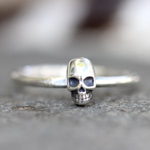 Silver Skull Ring Dainty Skull Ring Silver Skull Stacking Ring Tiny Skull Ring Witch Ring Witch Jewelry Skull Jewelry Skull Rings for Women