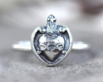 Sacred Heart Ring Sacred Heart Jewelry Heart Milagro Ring Flaming Heart Ring Catholic Ring Sacred Burning Heart of Jesus Corazon Sagrado